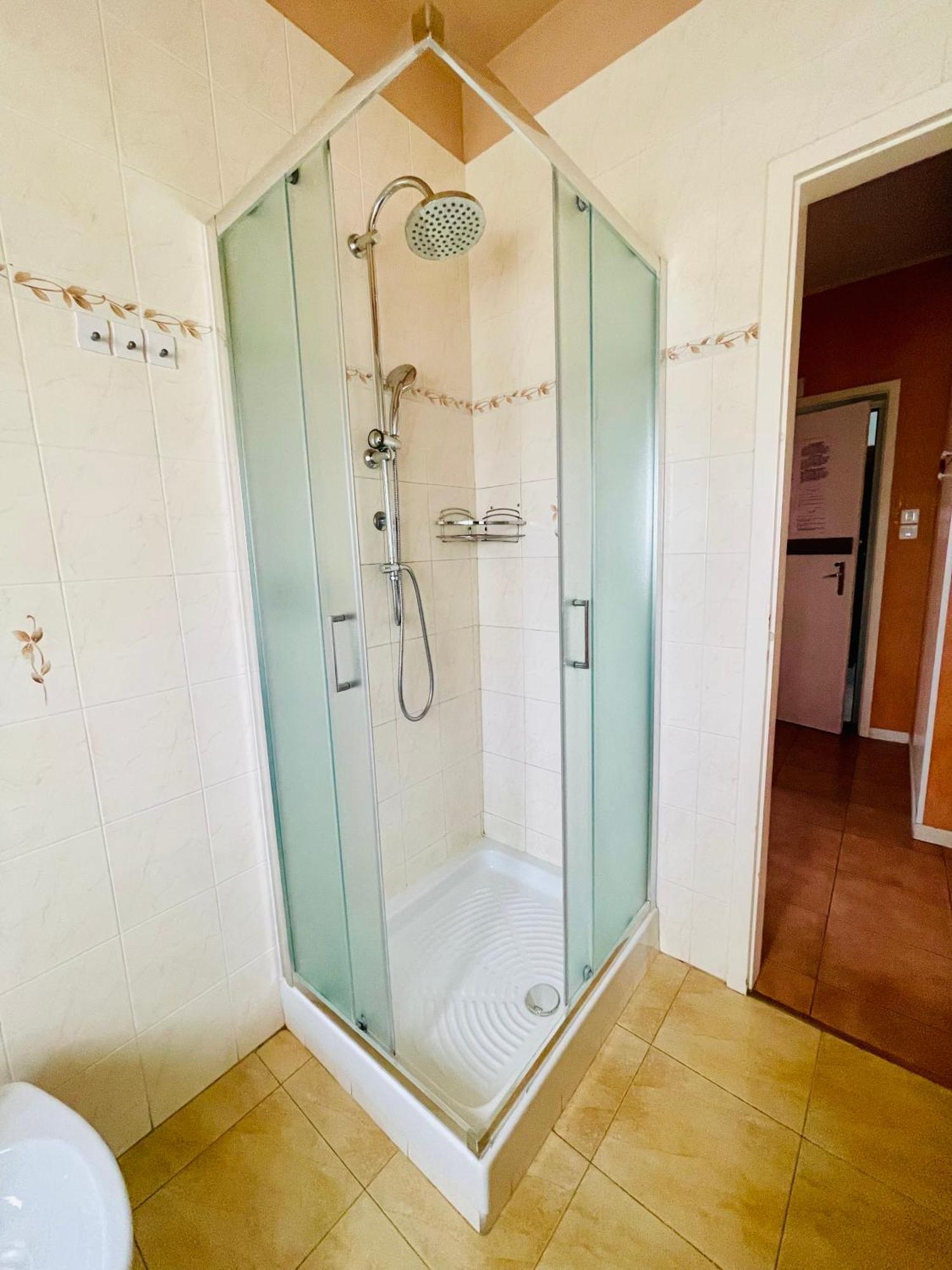 Le Rose Apartment Триест Екстериор снимка