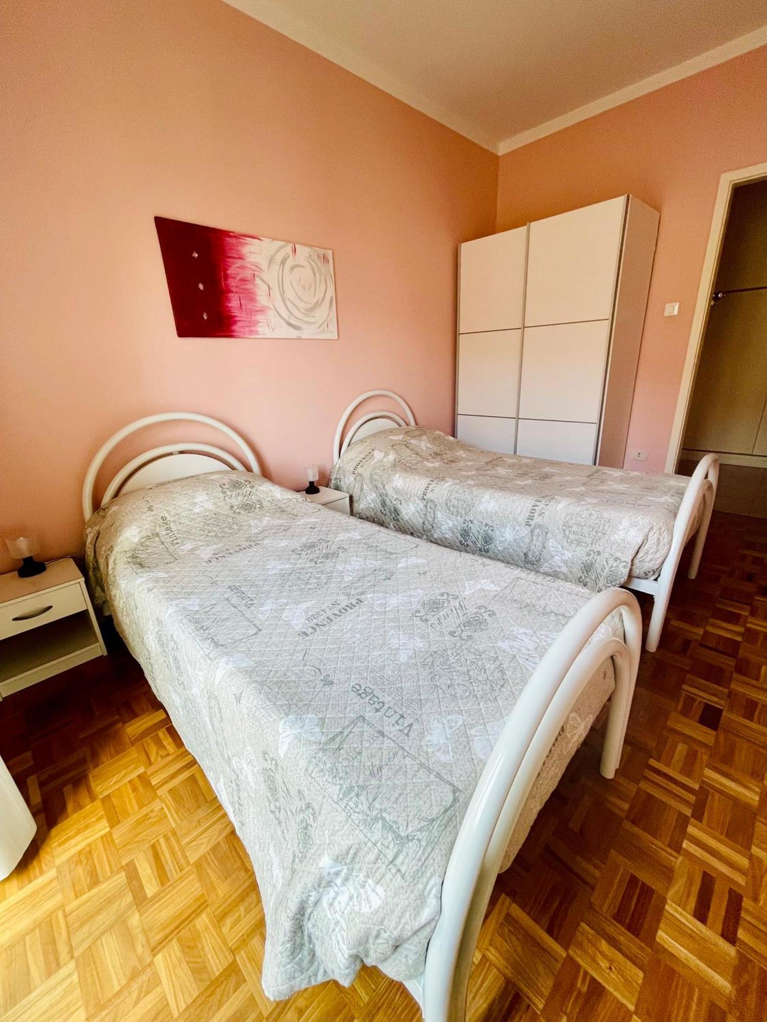 Le Rose Apartment Триест Екстериор снимка