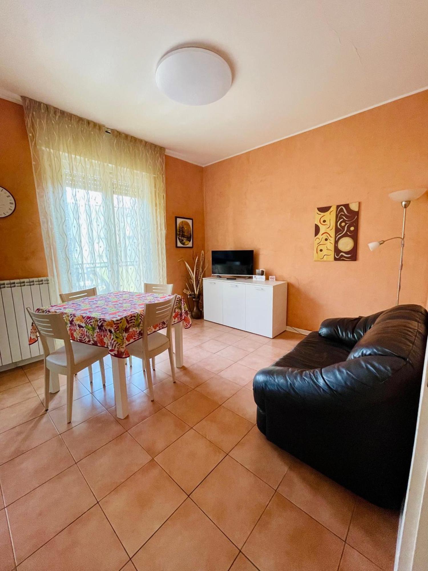 Le Rose Apartment Триест Екстериор снимка