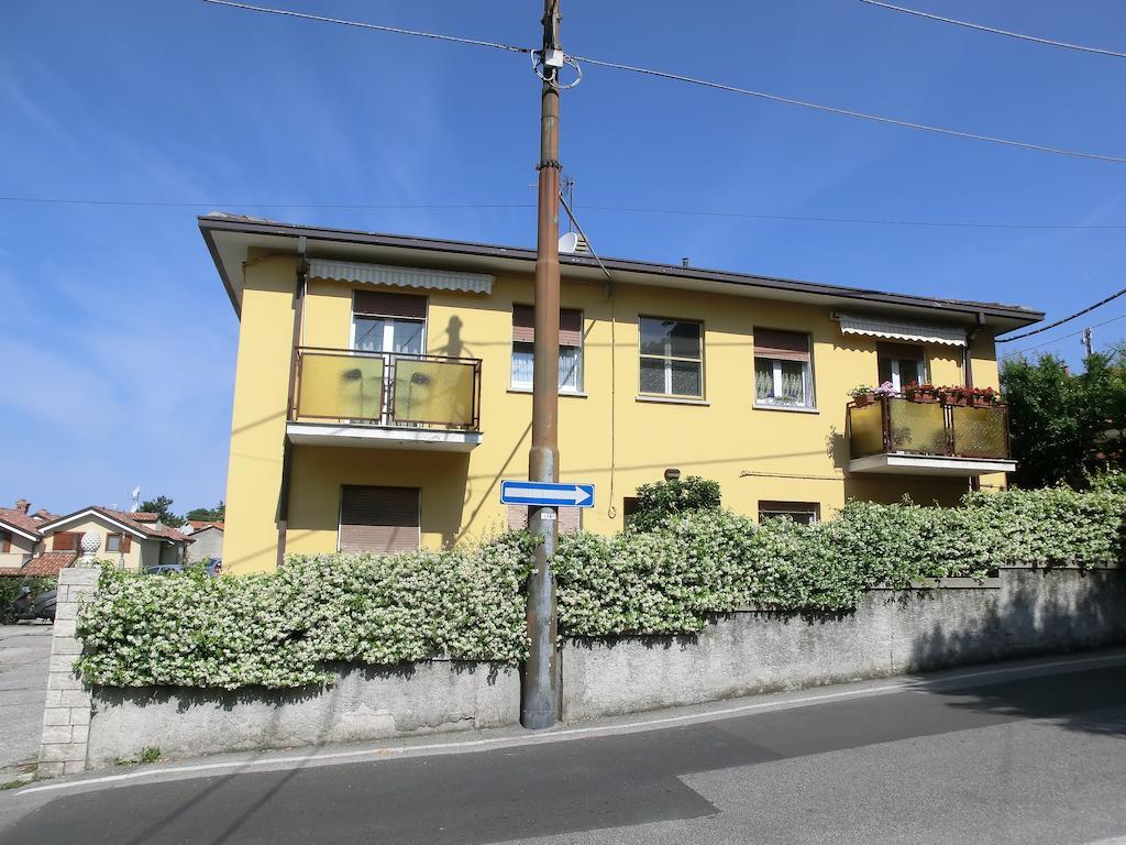 Le Rose Apartment Триест Стая снимка